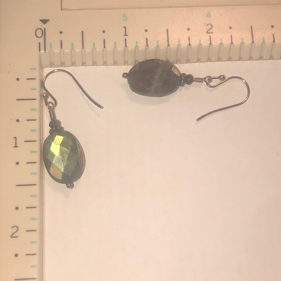 VTG Sterling Silver Labradorite Oval Facet Cut Earrings 1.5” - Picture 6 of 6